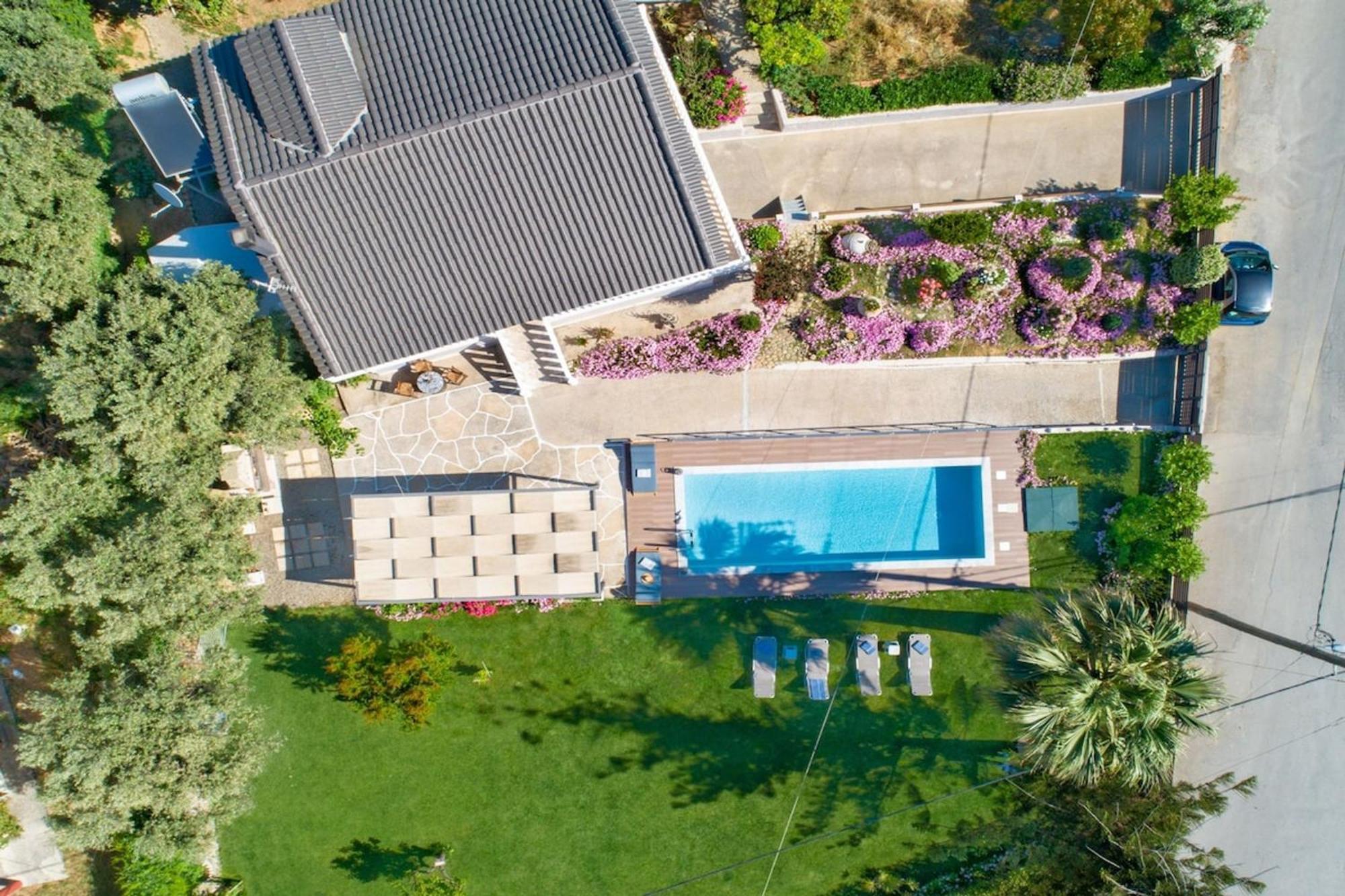 Santy Villa - Gerani Gerani  Eksteriør billede